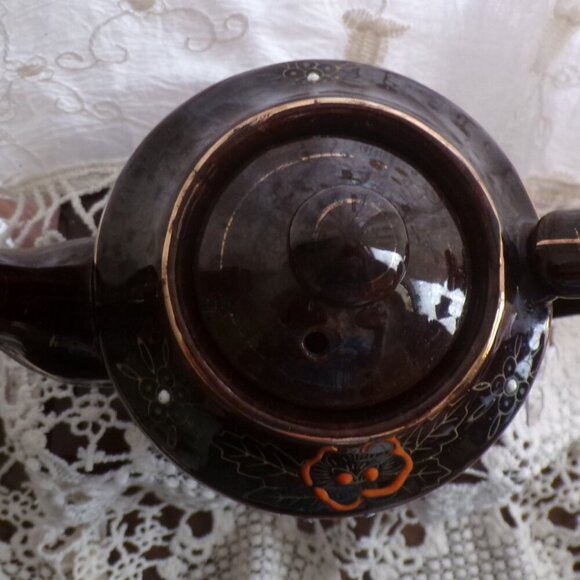 Vintage Japanese Red Ware Hand-painted  Teapot - Picture 5 of 13